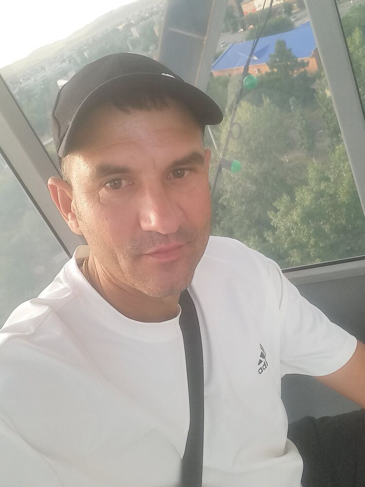  52901862  Evgeny, 41 ,    