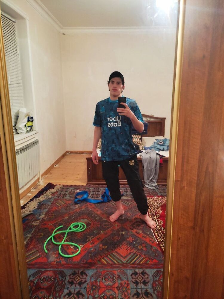  42846832  , 22 ,    