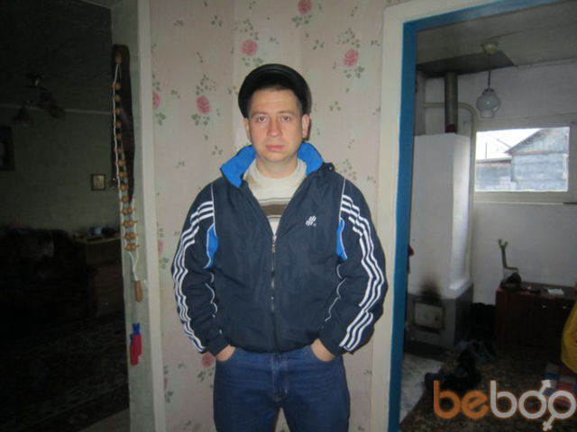  1372992  Oleg, 37 ,    