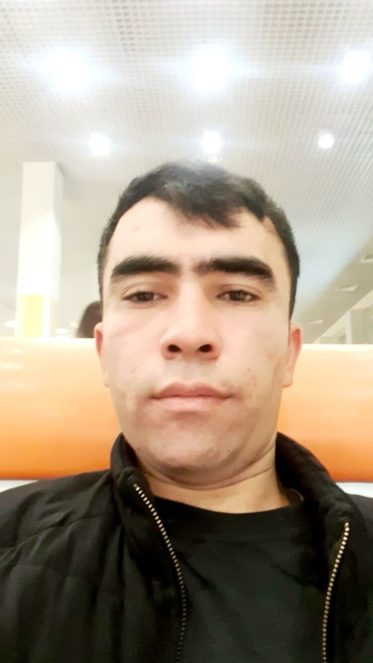  28412462  Aleksanbr, 27 ,    