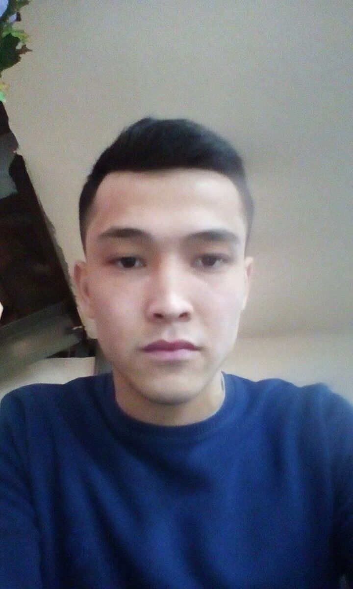  18848742  Adiko, 28 ,    