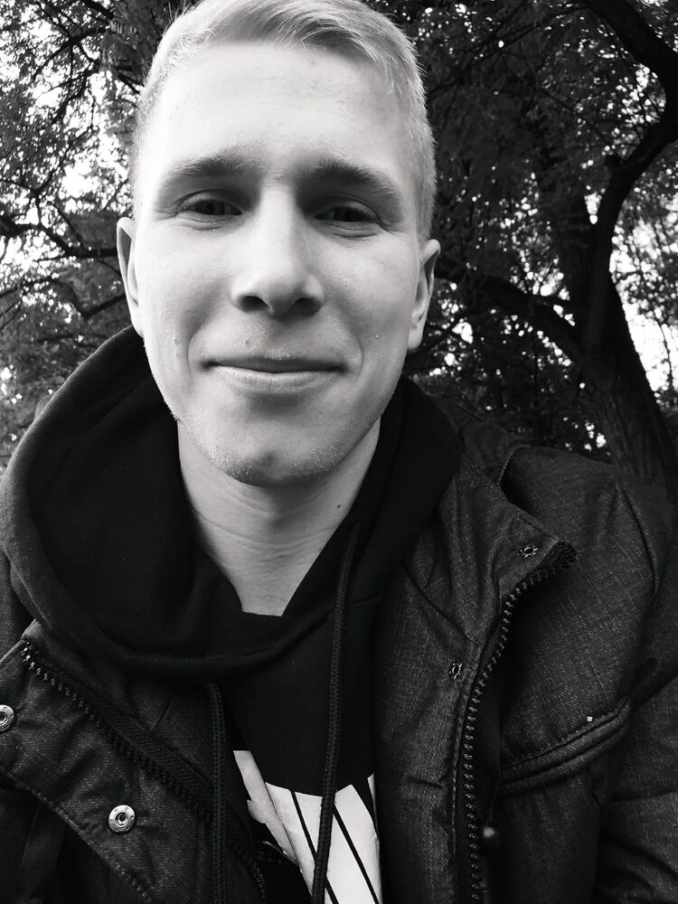  ,   Ivan, 21 ,   ,   