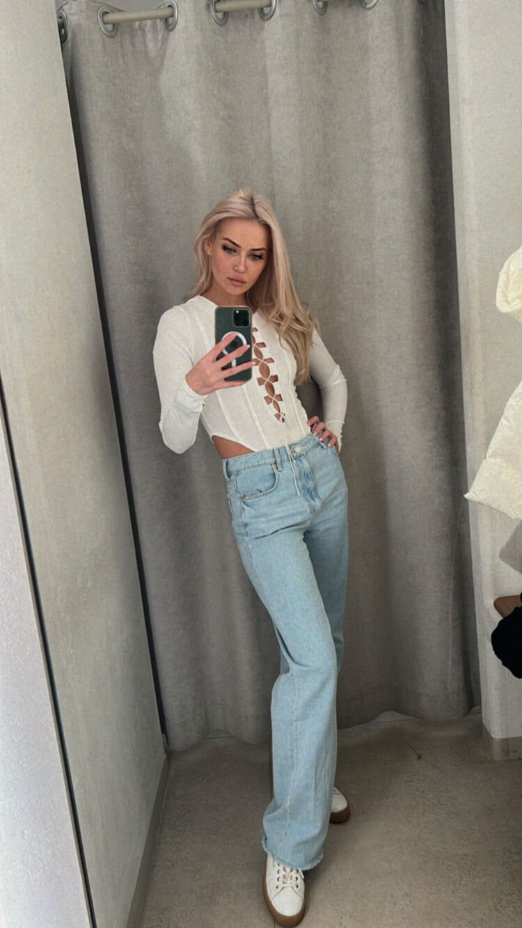  38247432  , 33 ,    -