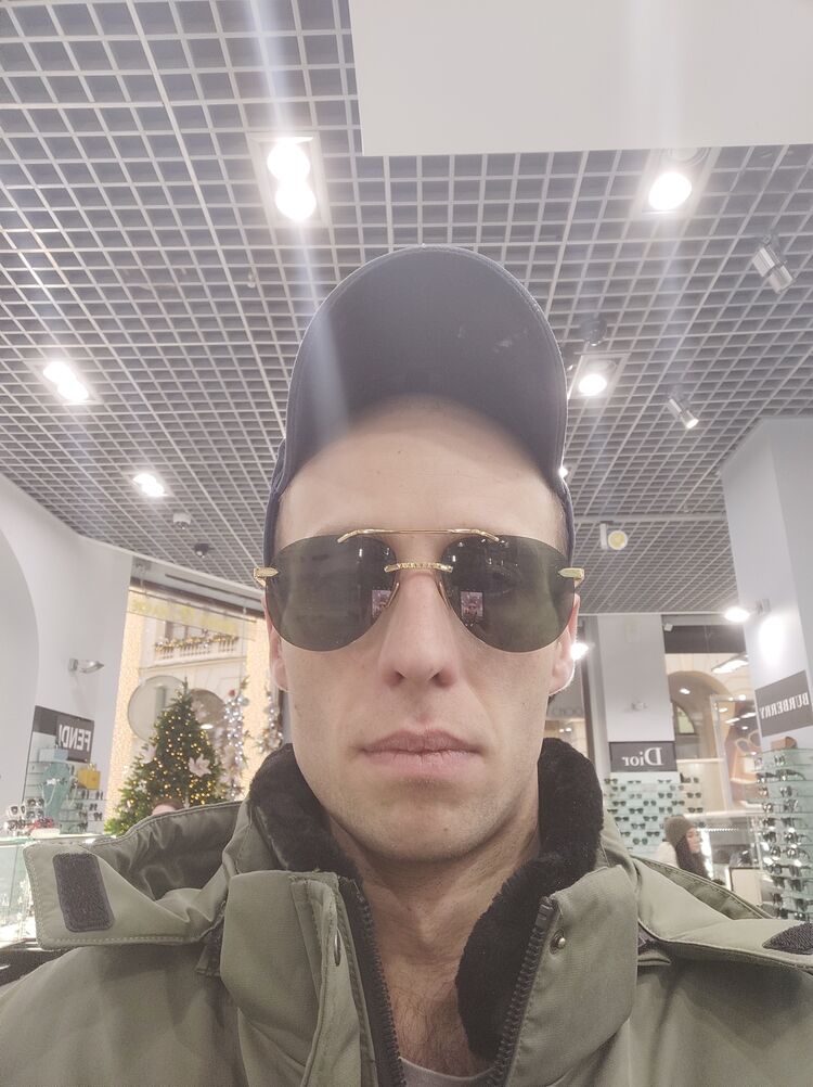  48240122  Evgeniy, 32 ,    