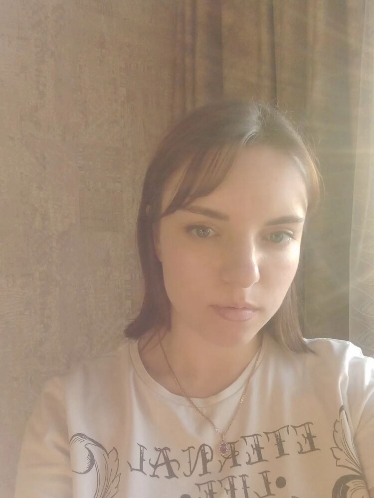  ,   Ulyana, 24 ,  
