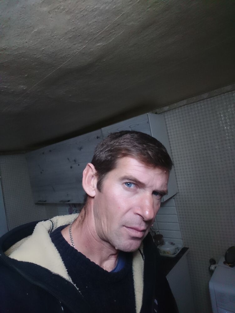  40478982  , 48 ,    