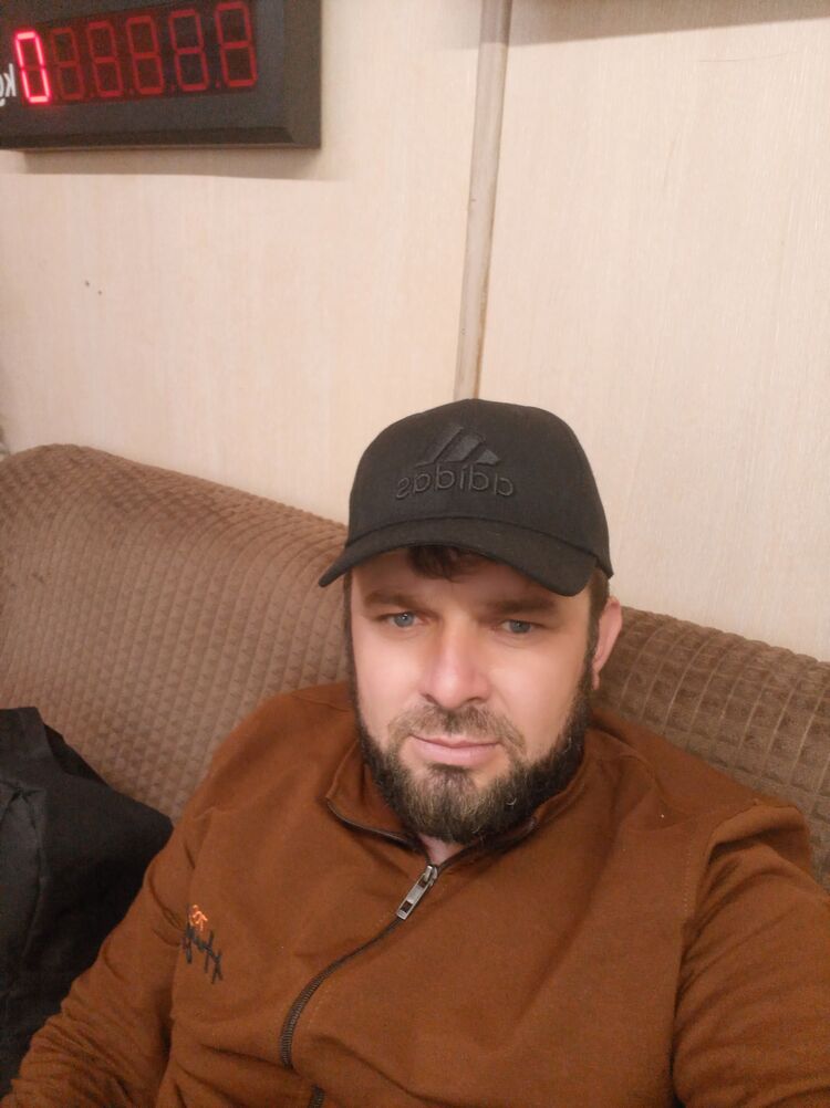  52800472  , 39 ,    