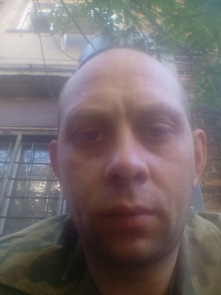  10105582  , 42 ,    