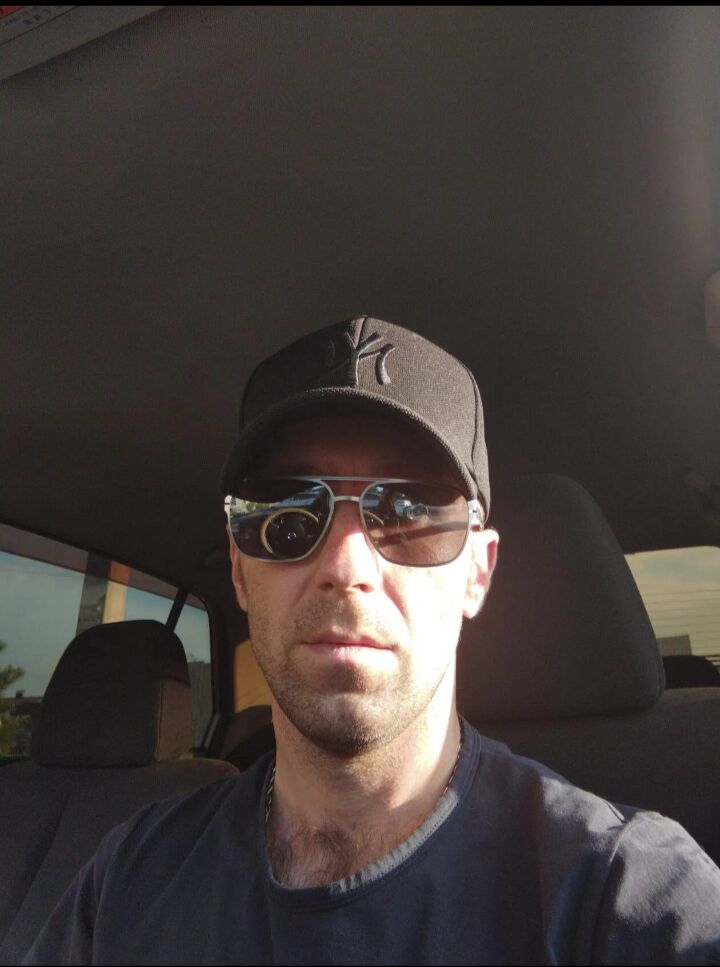  47520412  Nikolay, 38 ,    