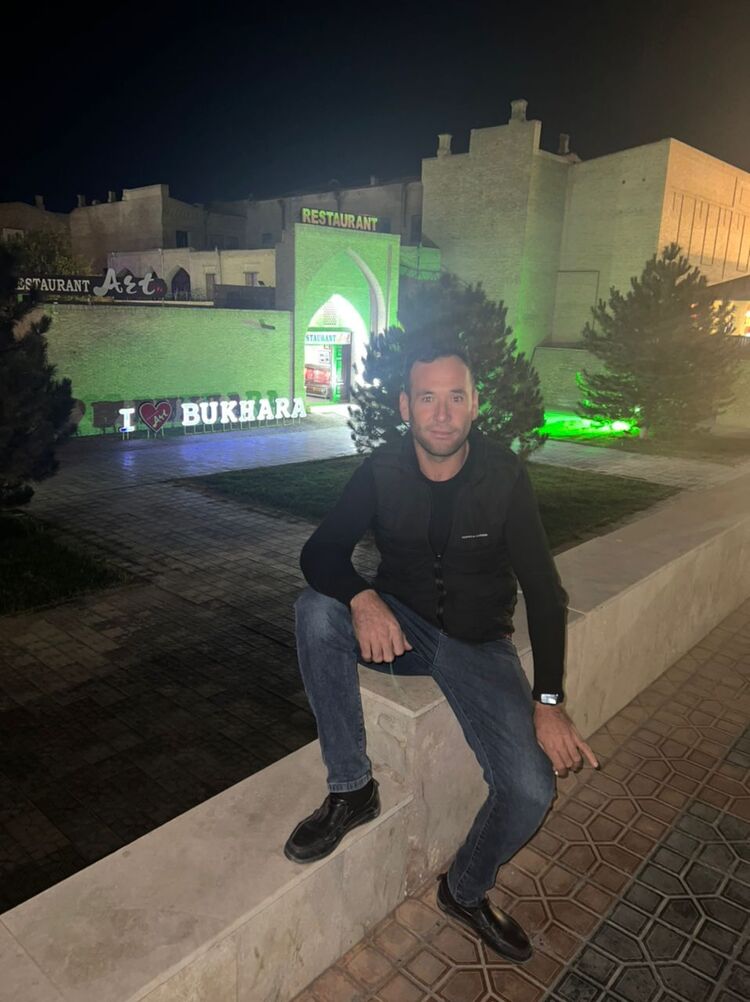  31511962  Ruslan, 35 ,    