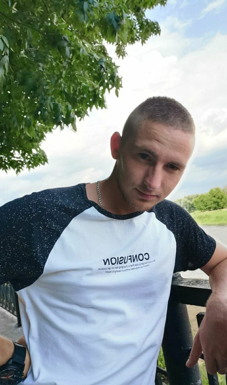  30377362  Evgeni, 29 ,    Raciborz