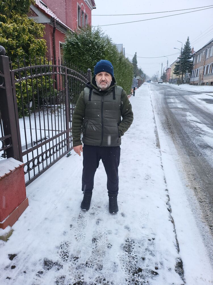  ,   Samir, 45 ,   ,   