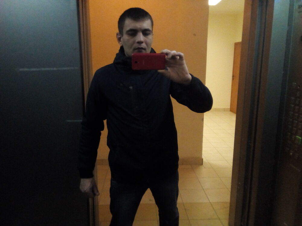  10976542  , 35 ,    