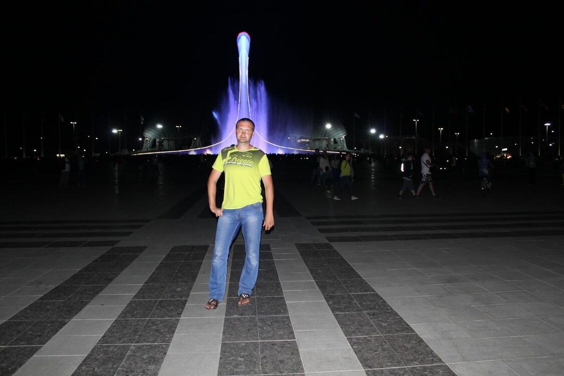  7808442  , 43 ,    