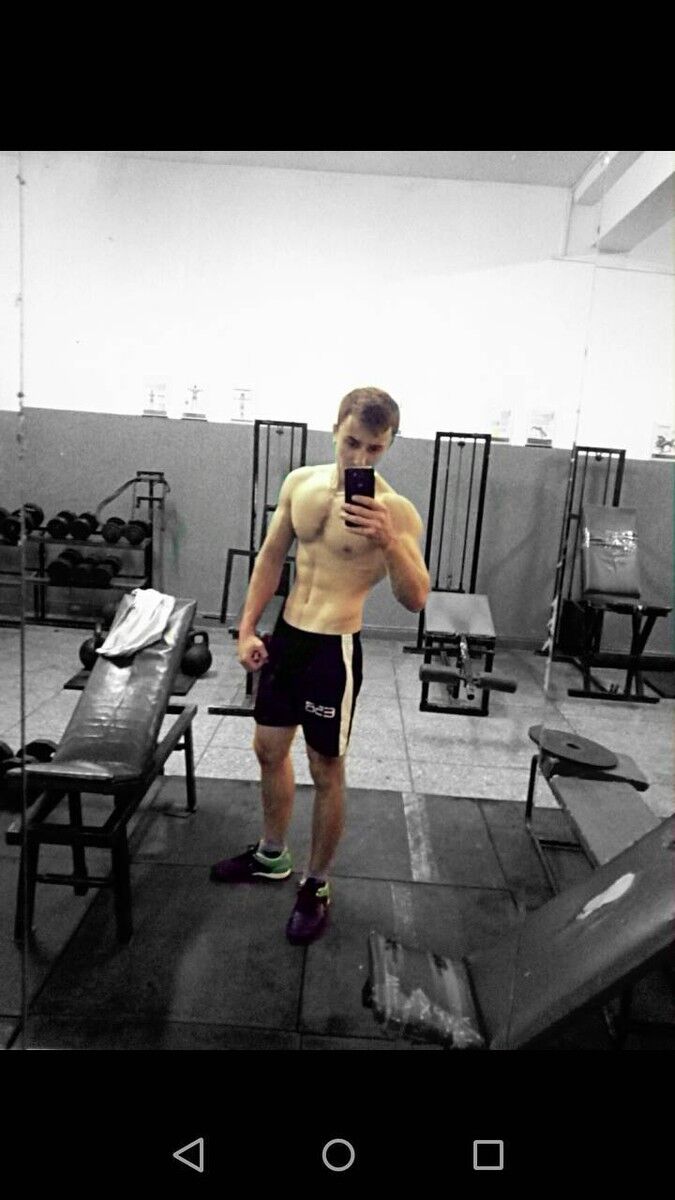  ,   Alexei, 40 ,   ,   , c 