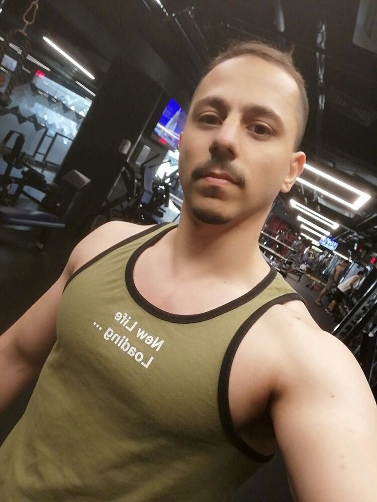  Esenyurt,   Mustafa, 38 ,   ,   , c 