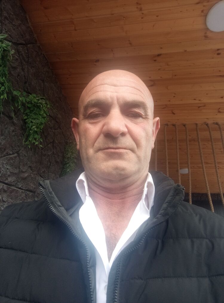  54694722  Arif, 48 ,    