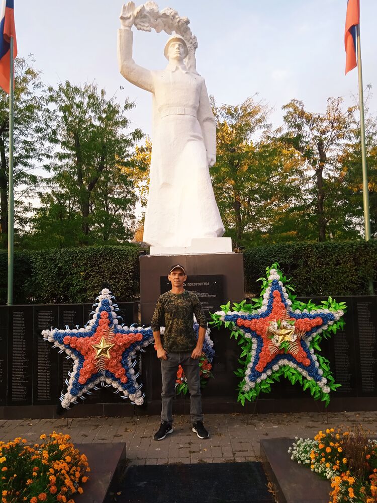  ,   Vitaly, 40 ,   ,   , c , 