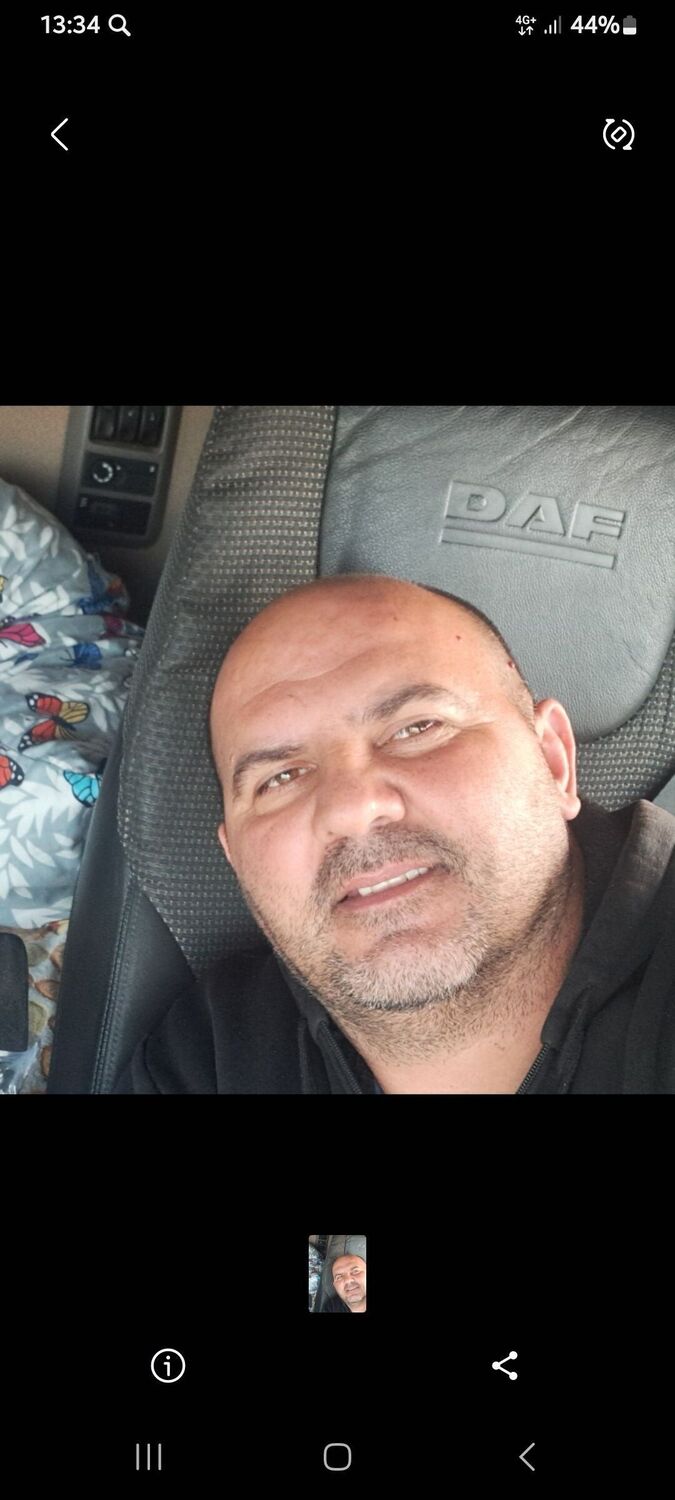  47437362  Ramin, 45 ,    