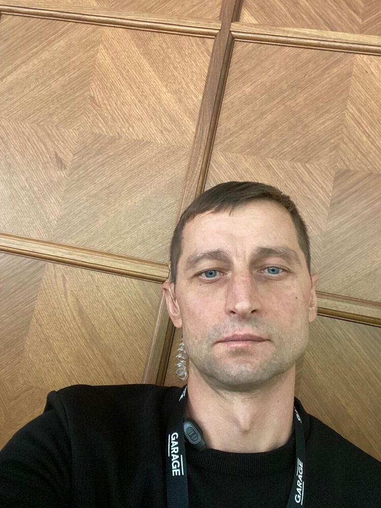  52130602  , 37 ,    