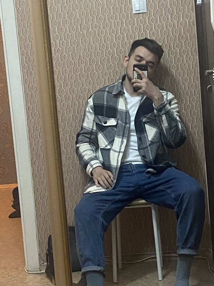  ,   Zakhar, 26 ,     