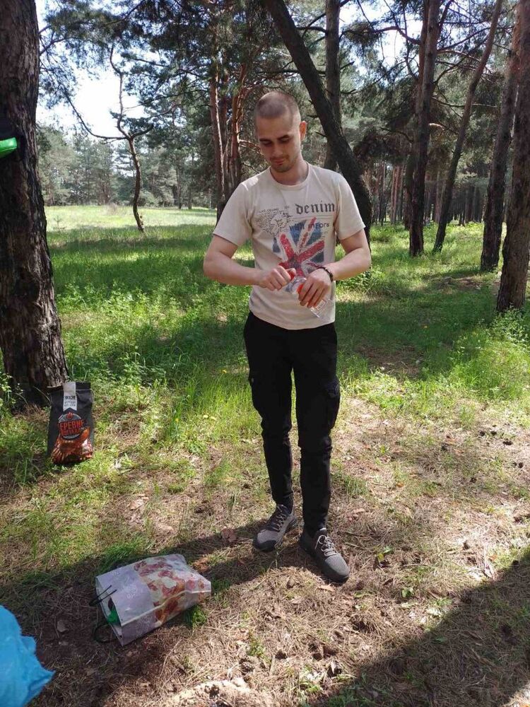  43855582  , 27 ,    