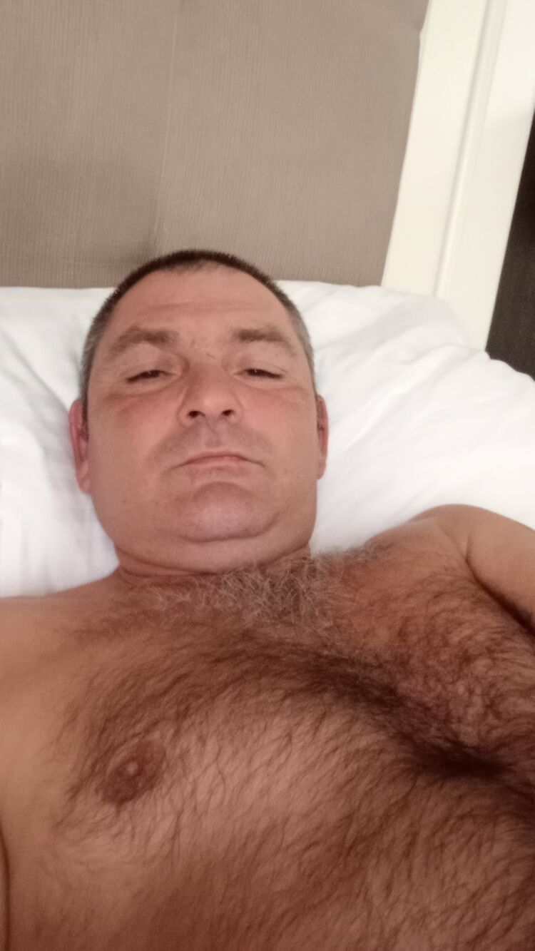  53749352  Gheorghi, 42 ,    