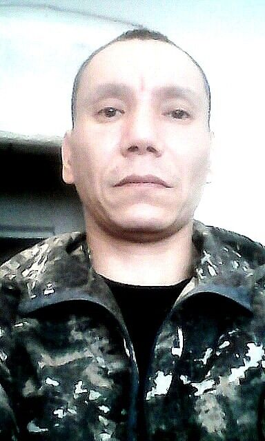  14888772  Dron, 46 ,    