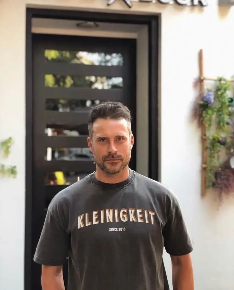  ,   , 40 ,   ,   