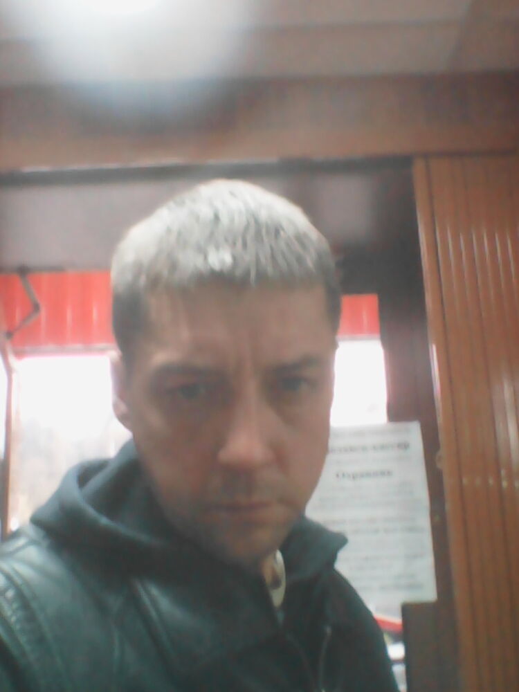  8233882  , 45 ,    