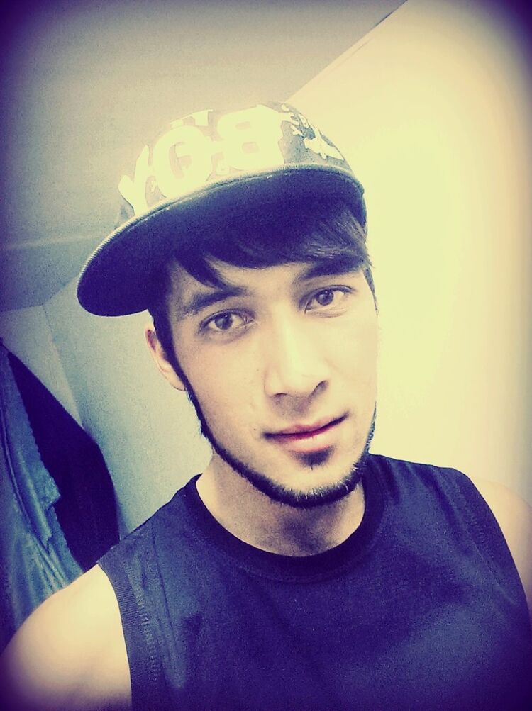  ,   Amirbek, 30 ,   ,   , c , 
