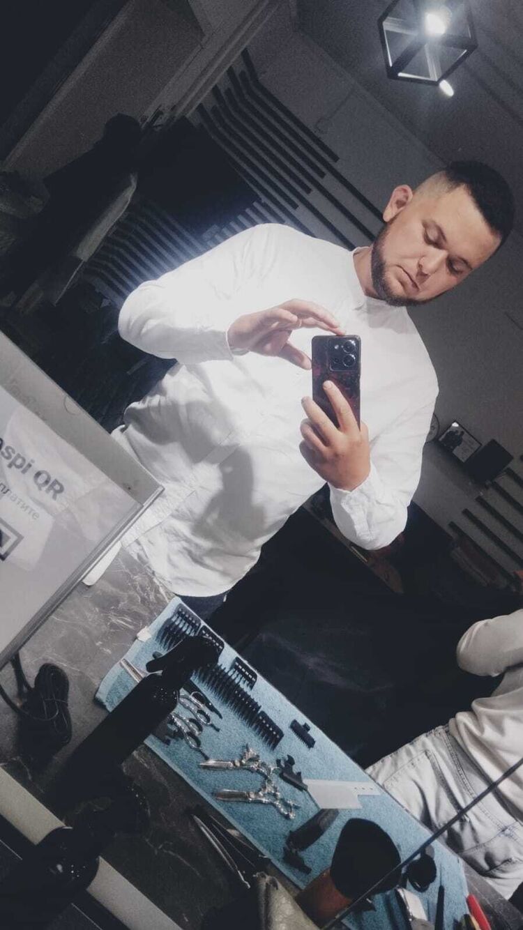  49574792  , 30 ,    