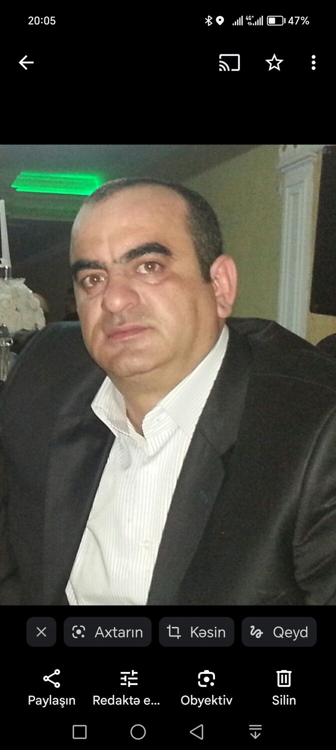  44318042  Vuqar, 49 ,    