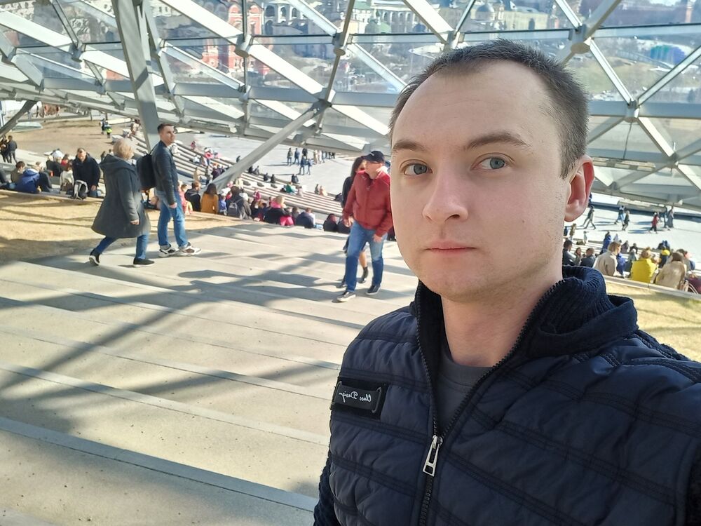  ,   Maxim, 32 ,   ,   