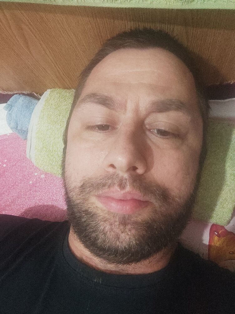  33093852  , 44 ,    