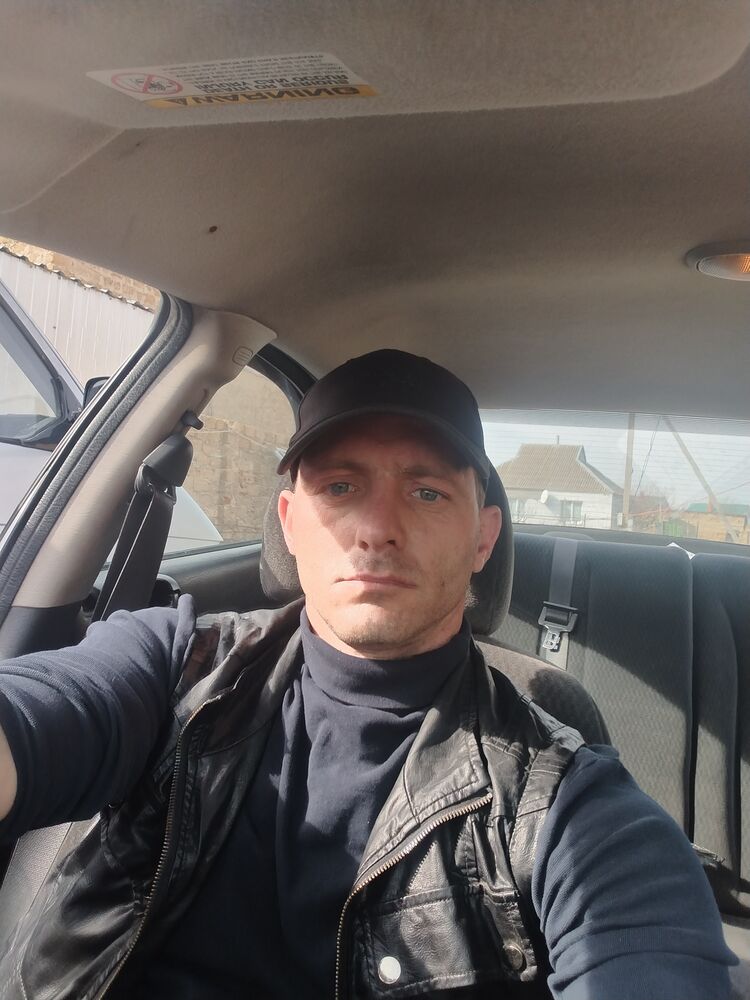  50151742  , 37 ,    