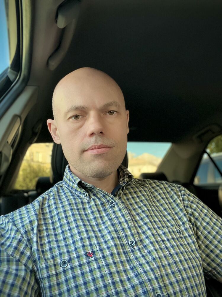  53744372  , 40 ,    