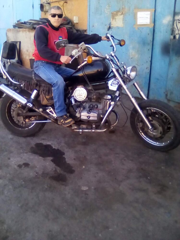  ,   Anton, 32 ,   ,   , c , 