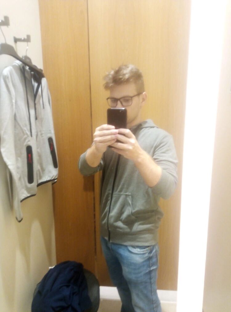 45864452  , 23 ,    