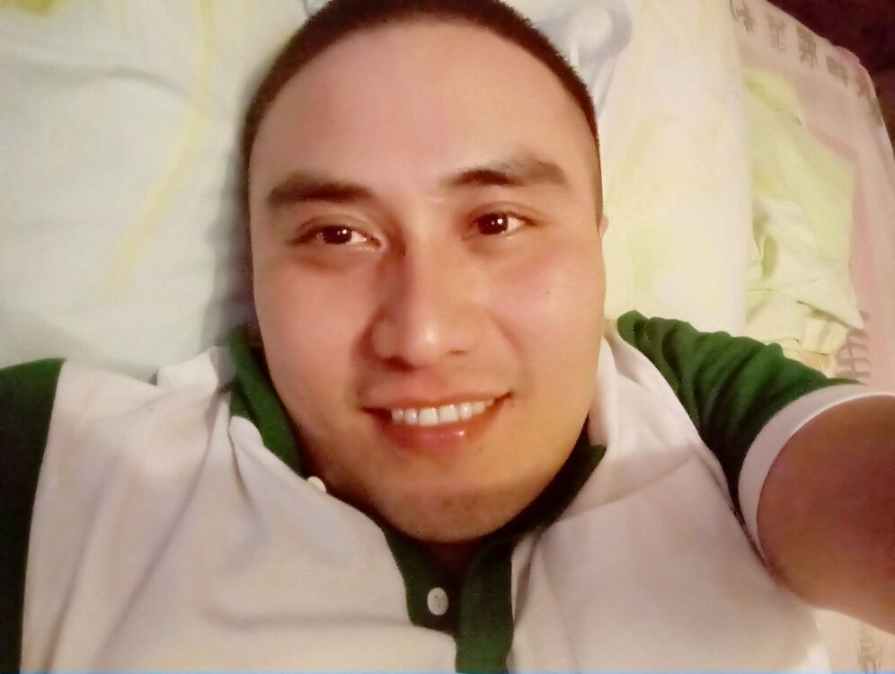  ,   Ruslan, 40 ,   ,   , c , 