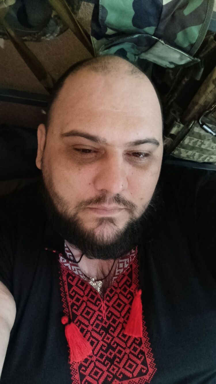  ,   Mikhail, 37 ,   ,   , c , 