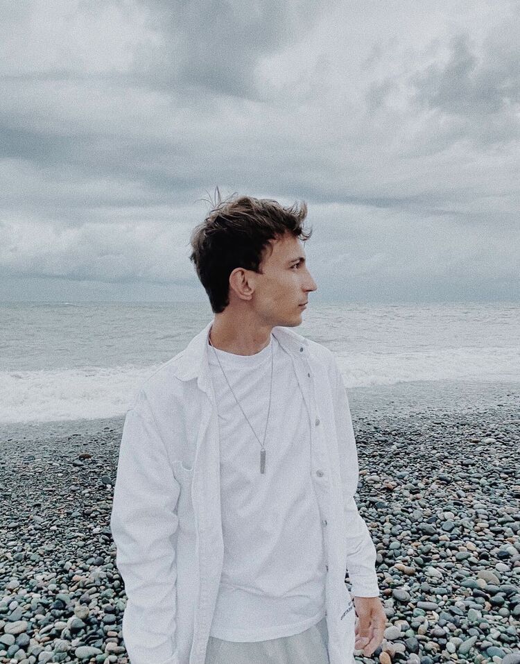  36793972  , 34 ,    --