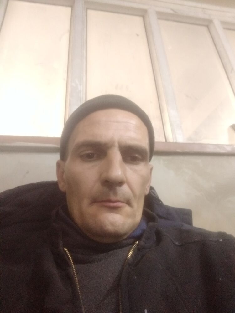  46772542  , 40 ,    -