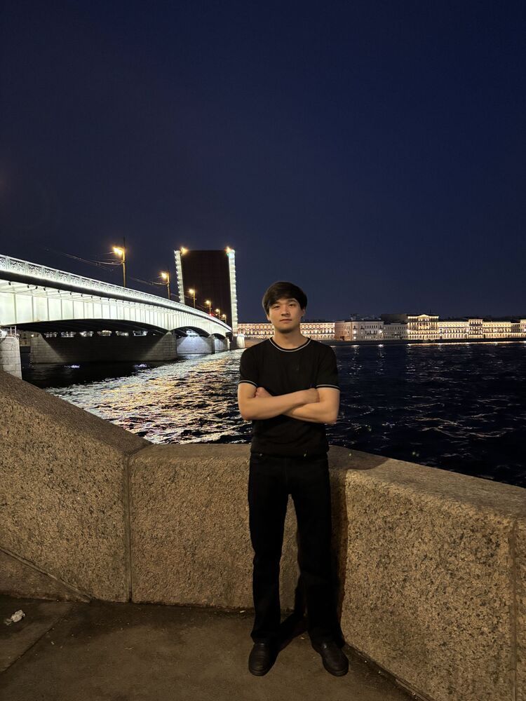 ���� 51829392 ����� �������, 19 ���, ���� ���������� � �����-����������