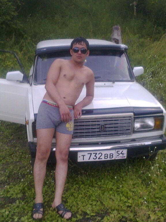  5635792  Isfandiyor, 40 ,    
