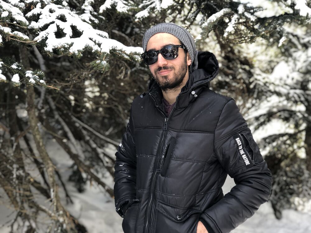  ,   Oguzhan, 25 ,   ,   , c , 