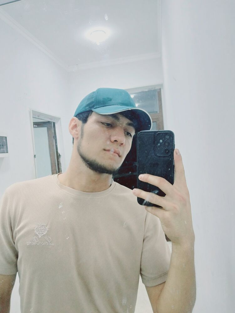  53734382  Jasur, 25 ,    