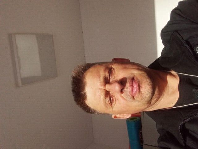  32890742  , 49 ,    