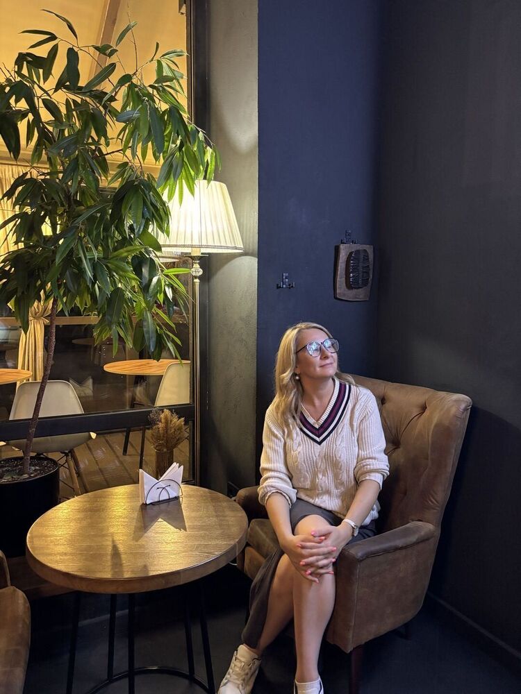  54348522  , 48 ,    -