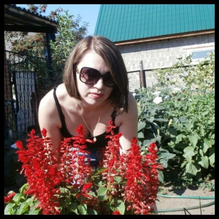  ,   Julia, 43 ,   ,   , c 